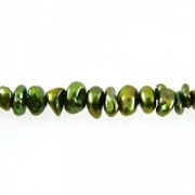 Keshi Pearls center drilled Lime Green ca 6-7mm 40cm Strang